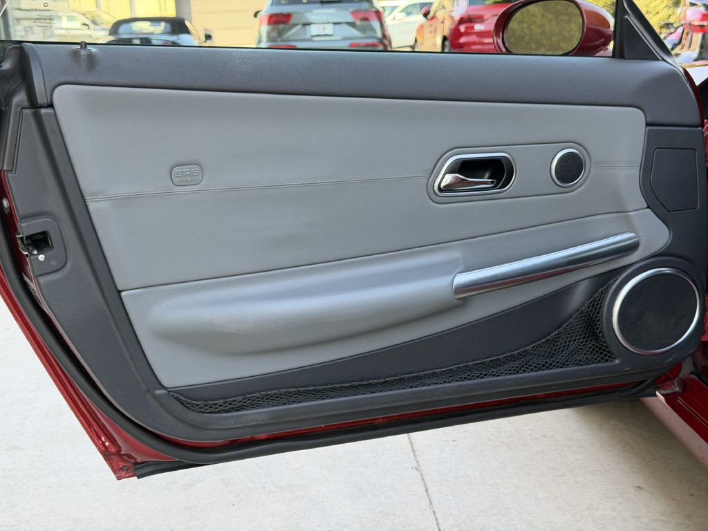 2005 Chrysler Crossfire Image 21