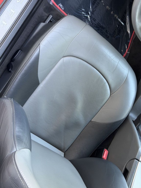 2005 Chrysler Crossfire Image 30