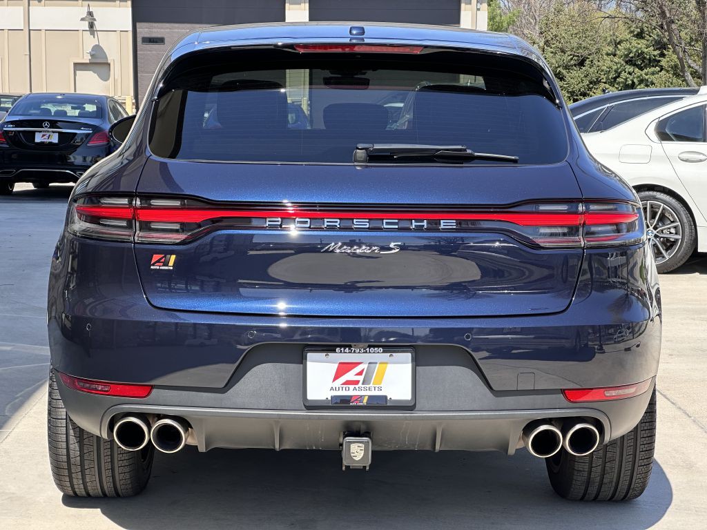 2021 Porsche Macan Image 7