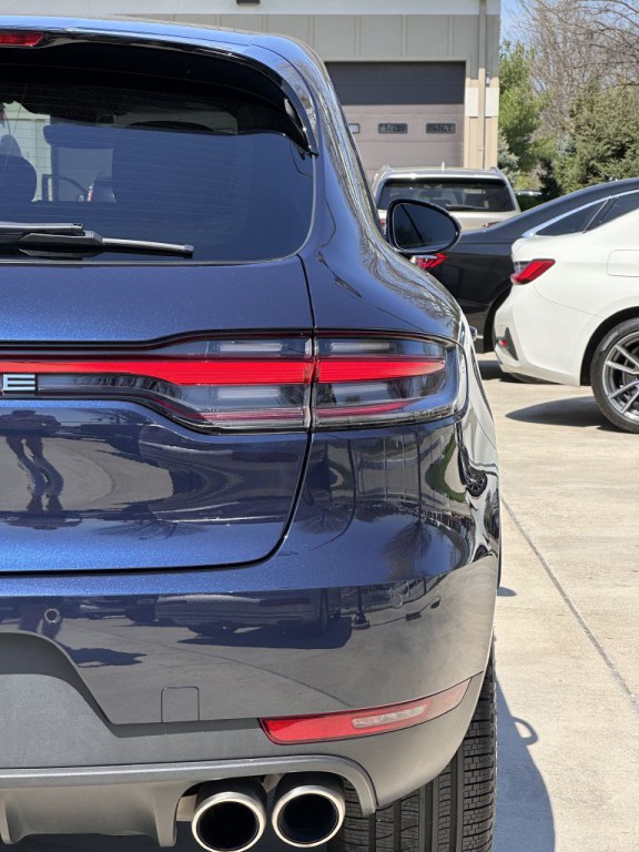 2021 Porsche Macan Image 14