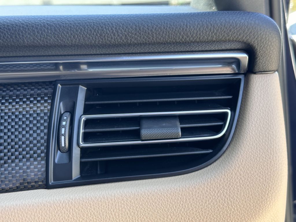 2021 Porsche Macan Image 74