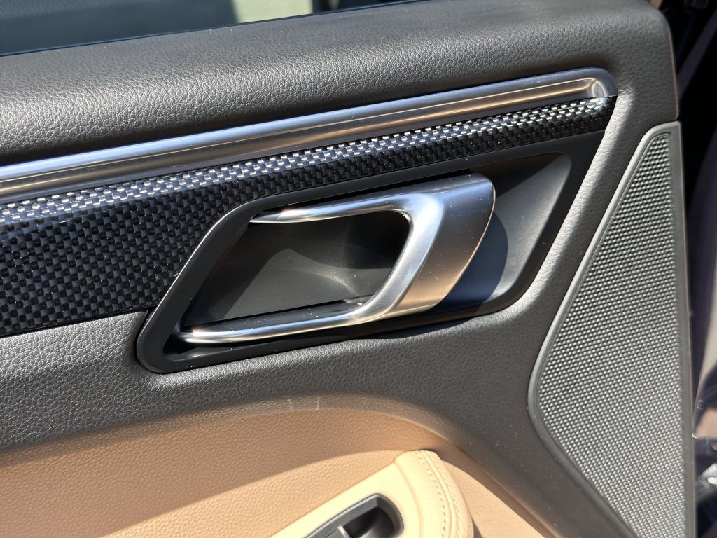 2021 Porsche Macan Image 81