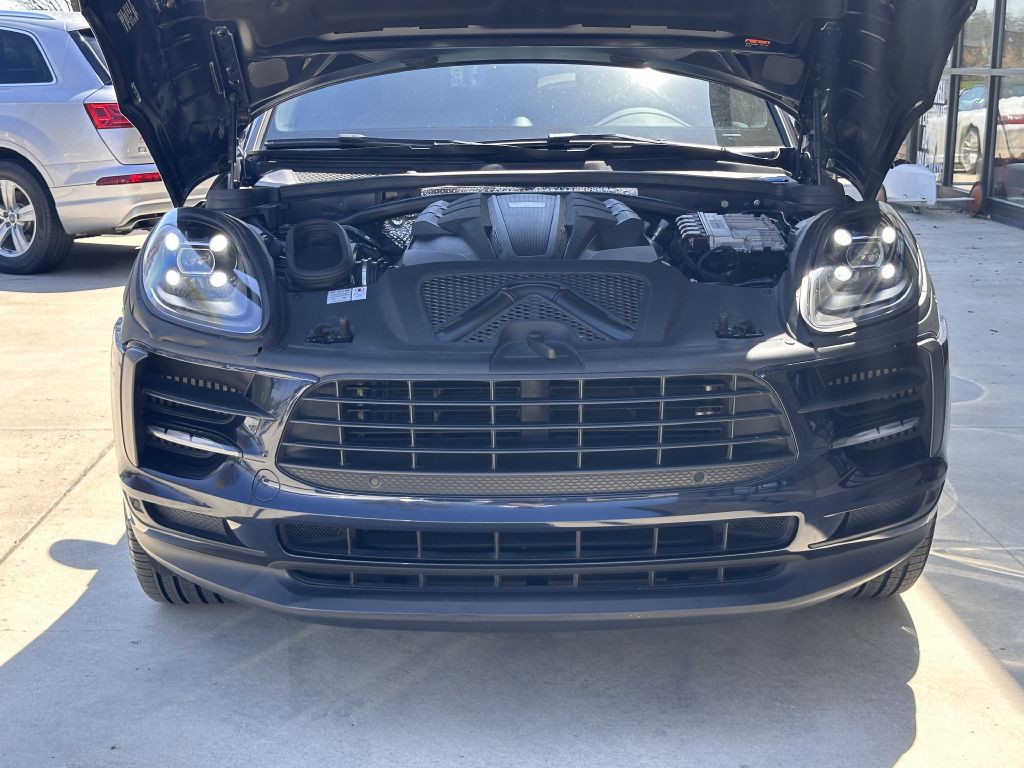 2021 Porsche Macan Image 101