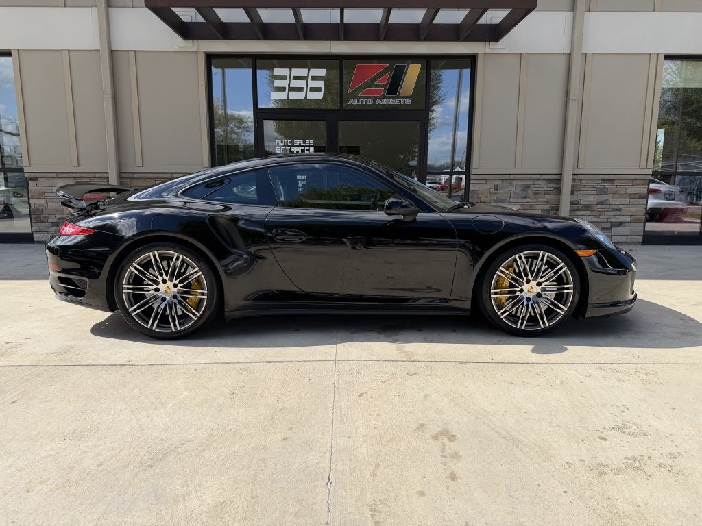 2014 Porsche 911 Image 2