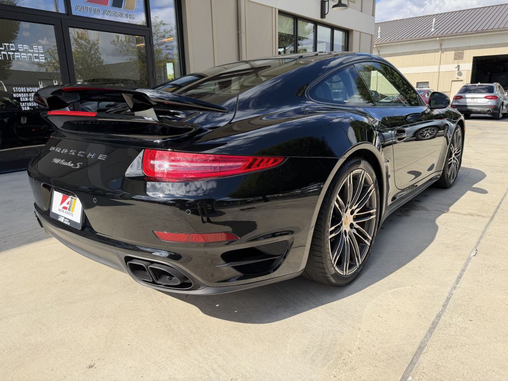 2014 Porsche 911 Image 9