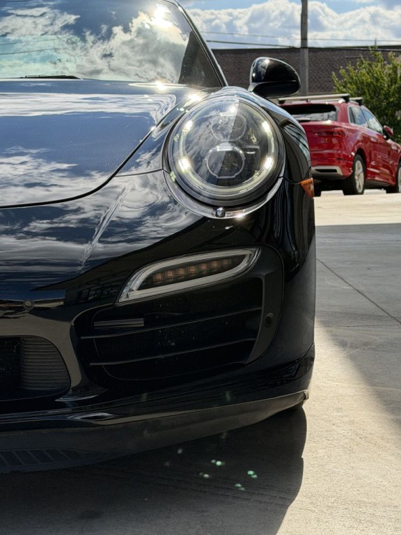 2014 Porsche 911 Image 13