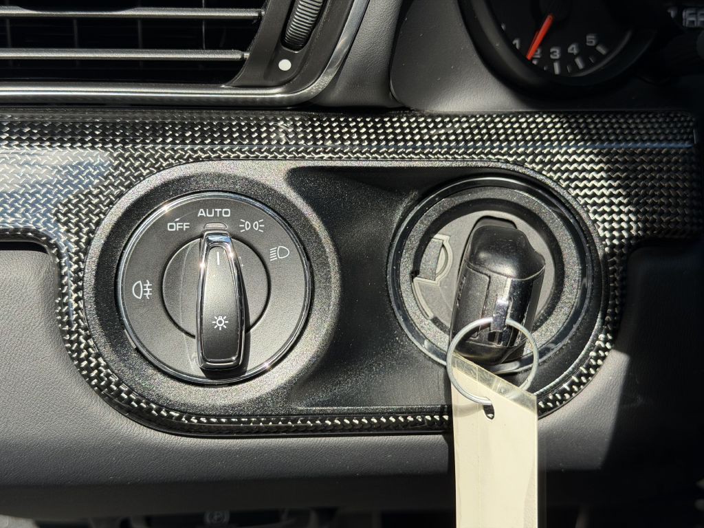 2014 Porsche 911 Image 38