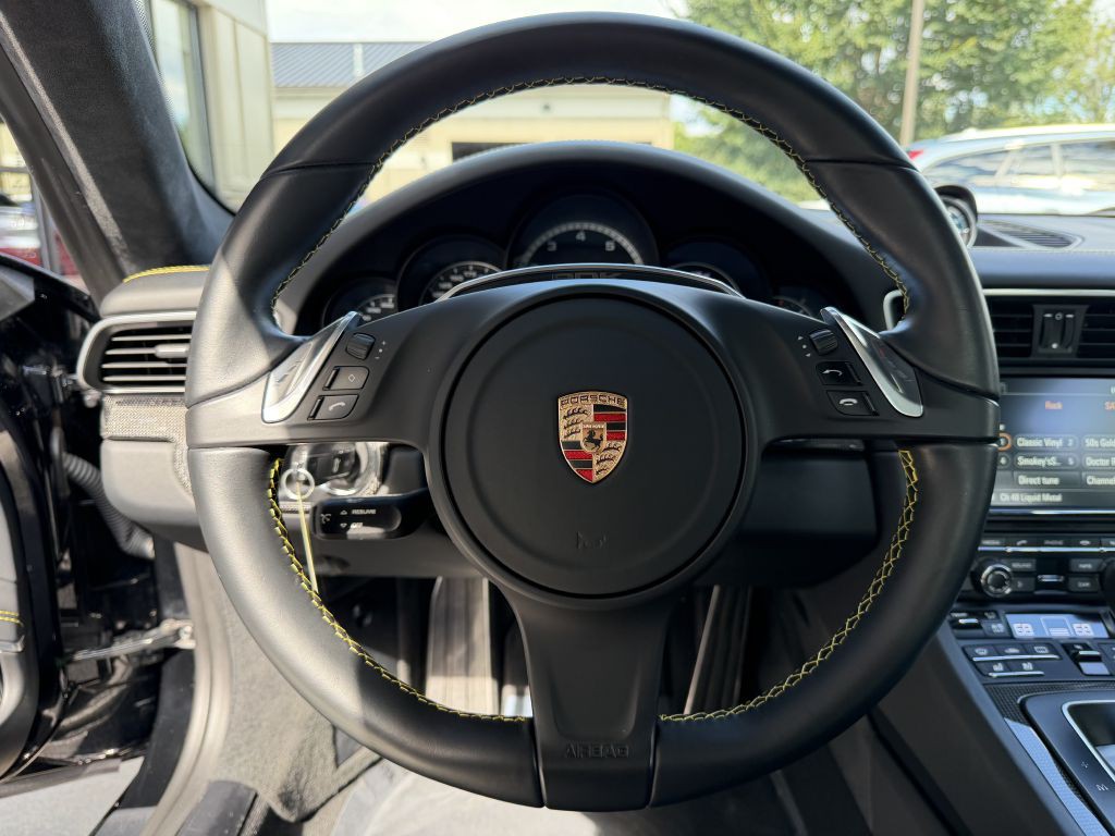 2014 Porsche 911 Image 40