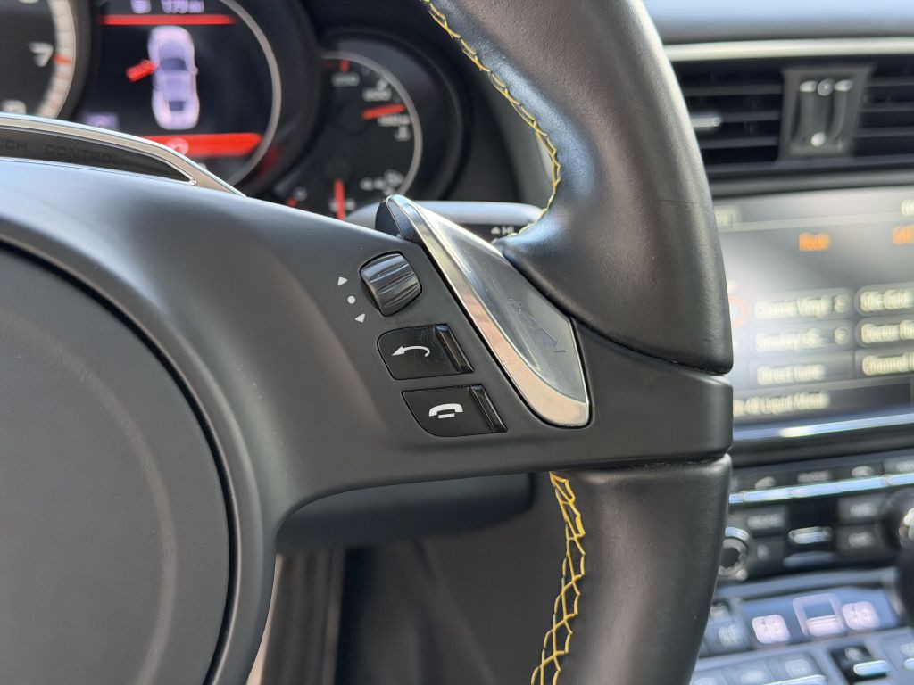 2014 Porsche 911 Image 43