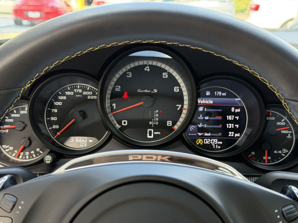 2014 Porsche 911 Image 46