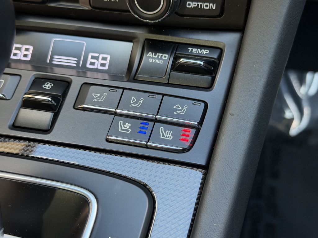 2014 Porsche 911 Image 63