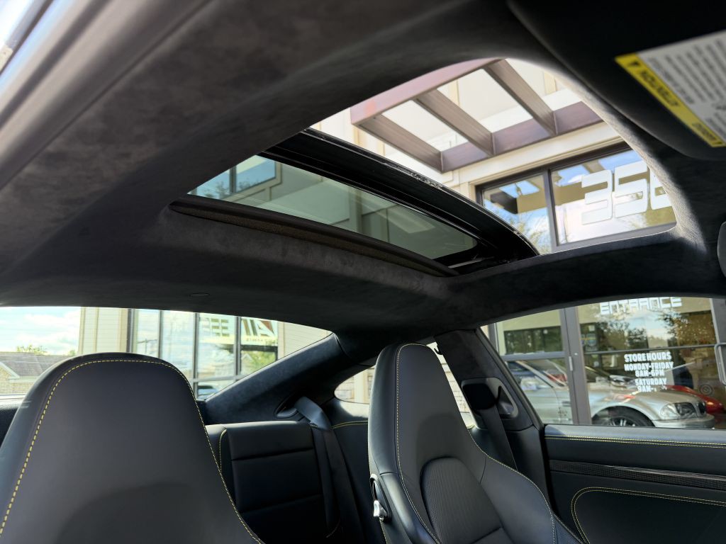 2014 Porsche 911 Image 99
