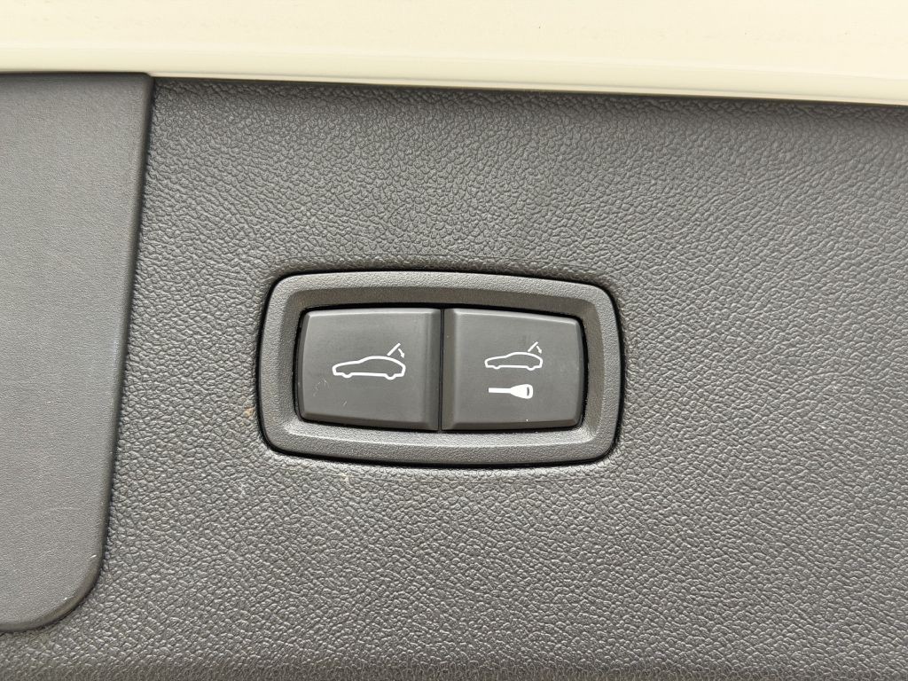 2022 Porsche Cayenne Image 57
