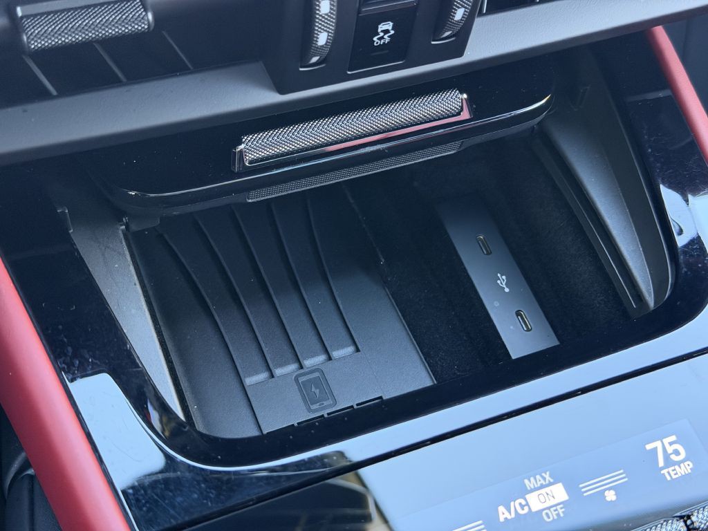 2024 Porsche Cayenne Image 50