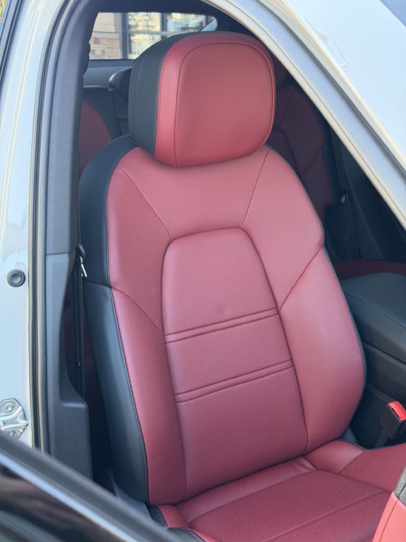 2024 Porsche Cayenne Image 64