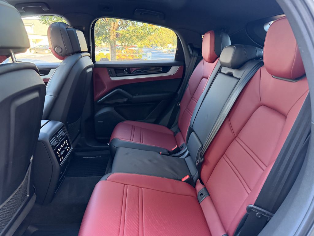 2024 Porsche Cayenne Image 79