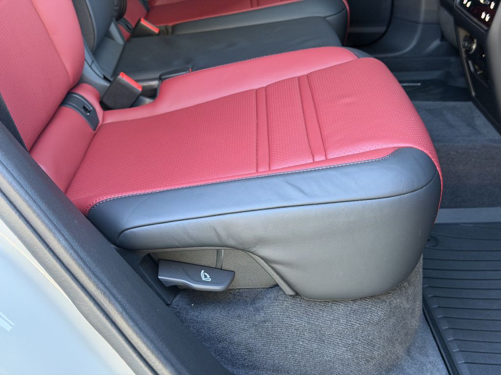 2024 Porsche Cayenne Image 91