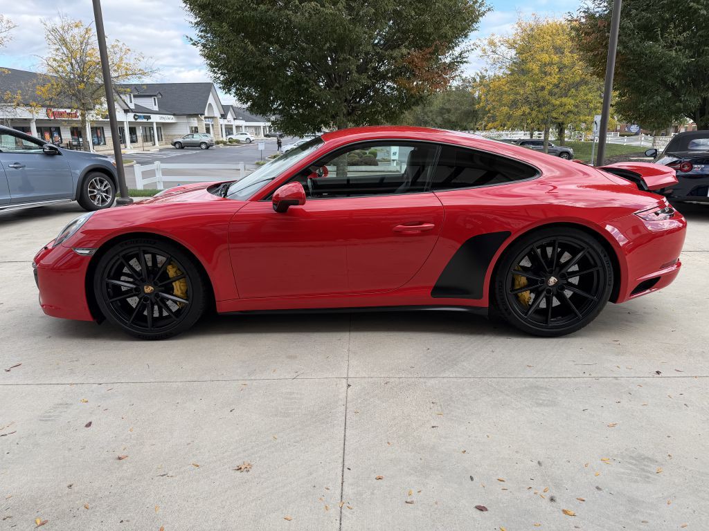 2018 Porsche 911 Image 5