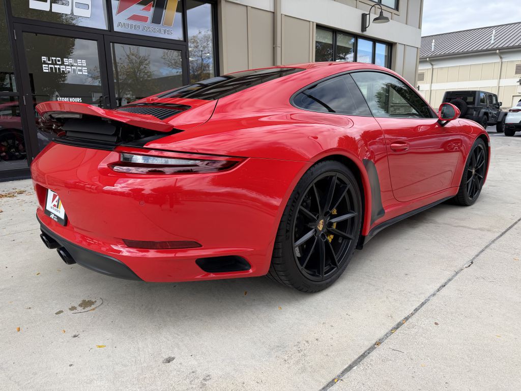 2018 Porsche 911 Image 8