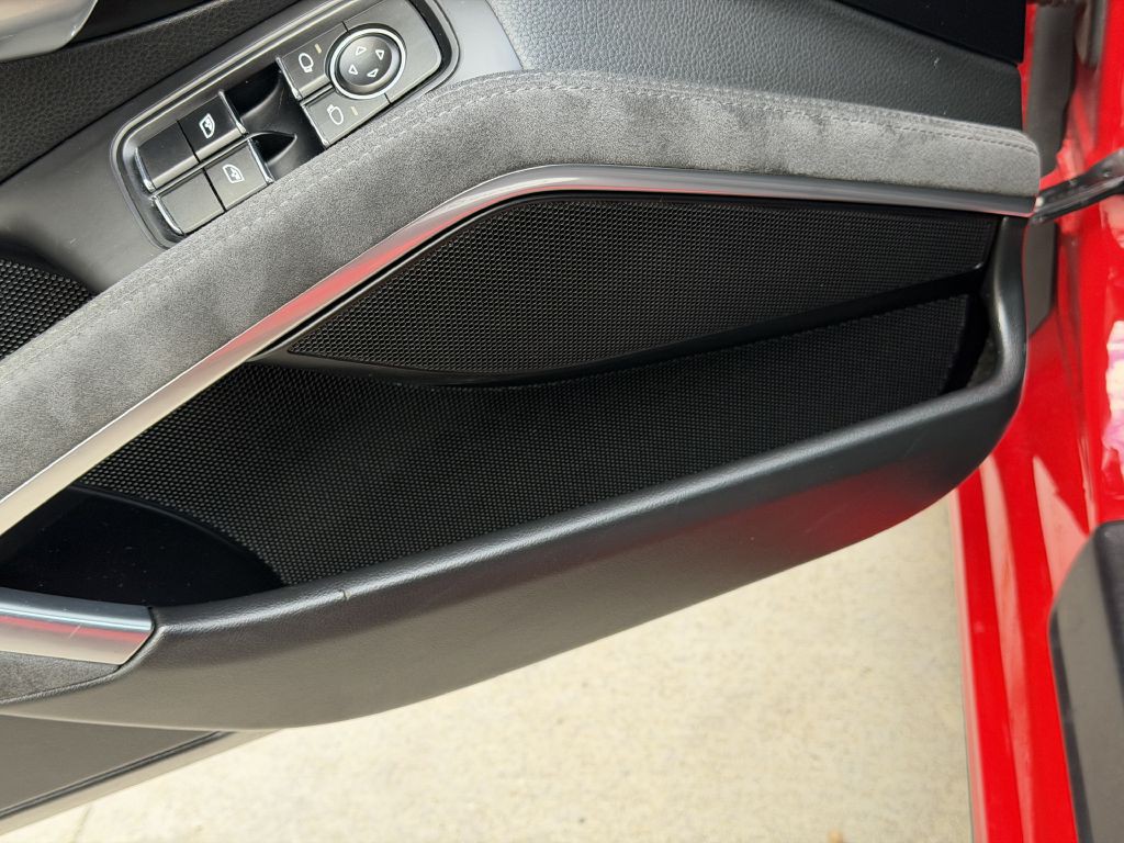 2018 Porsche 911 Image 25