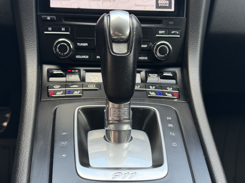 2018 Porsche 911 Image 47