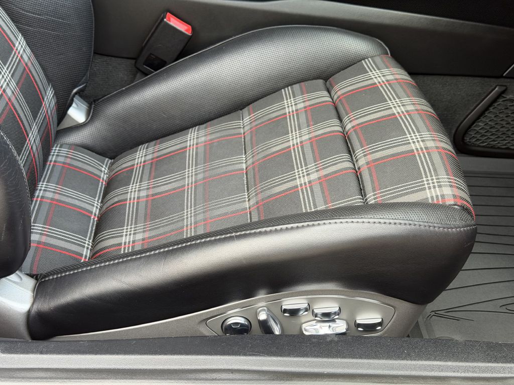 2018 Porsche 911 Image 64