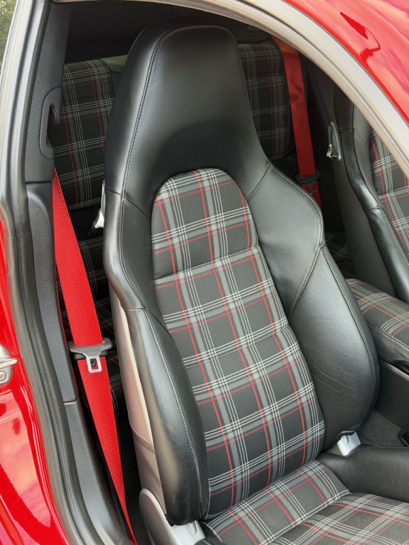 2018 Porsche 911 Image 65