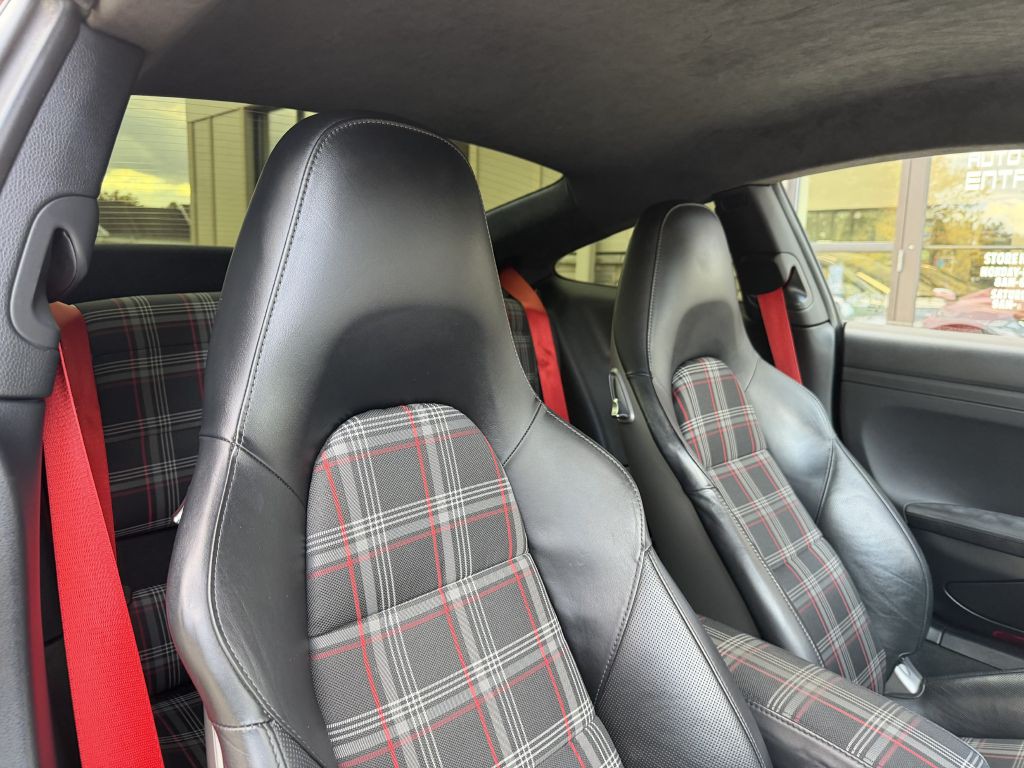 2018 Porsche 911 Image 72