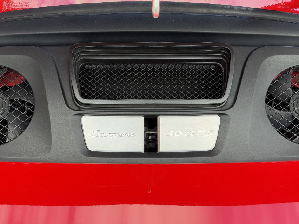 2018 Porsche 911 Image 80