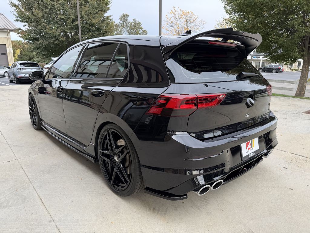 2022 Volkswagen Golf Image 7