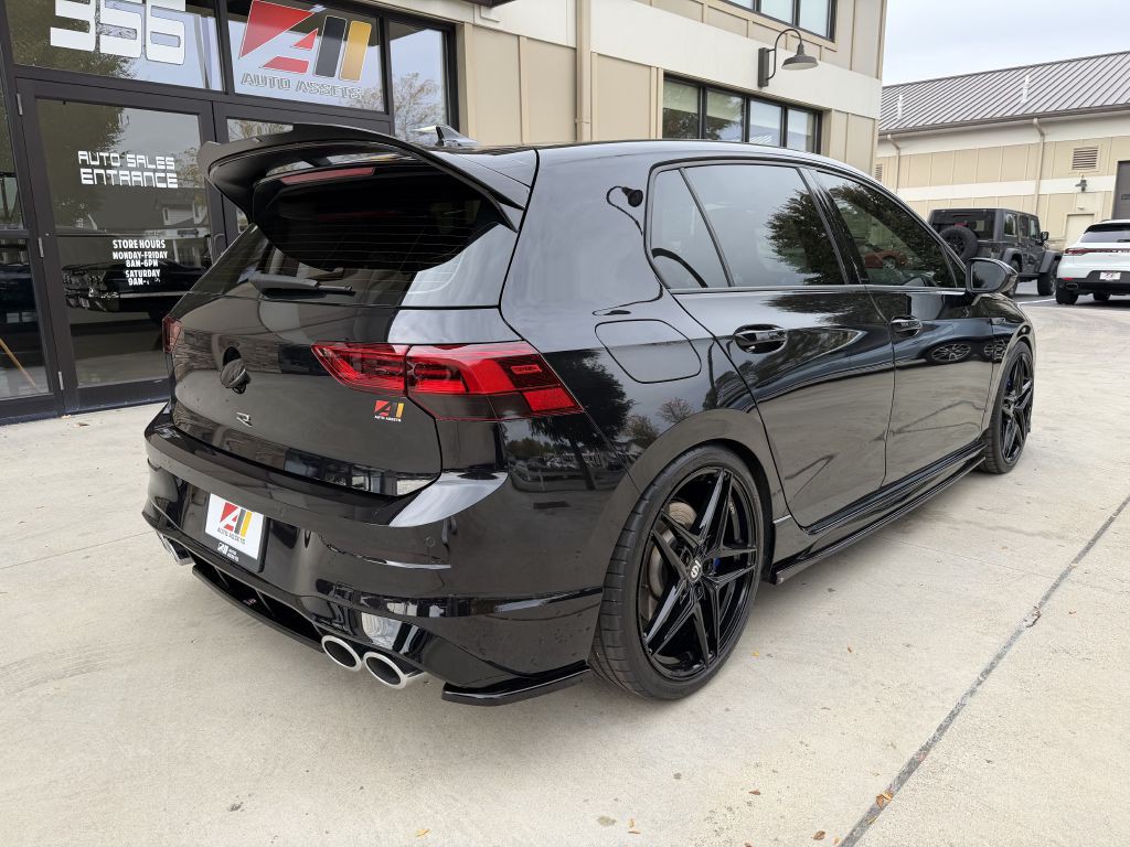 2022 Volkswagen Golf Image 9