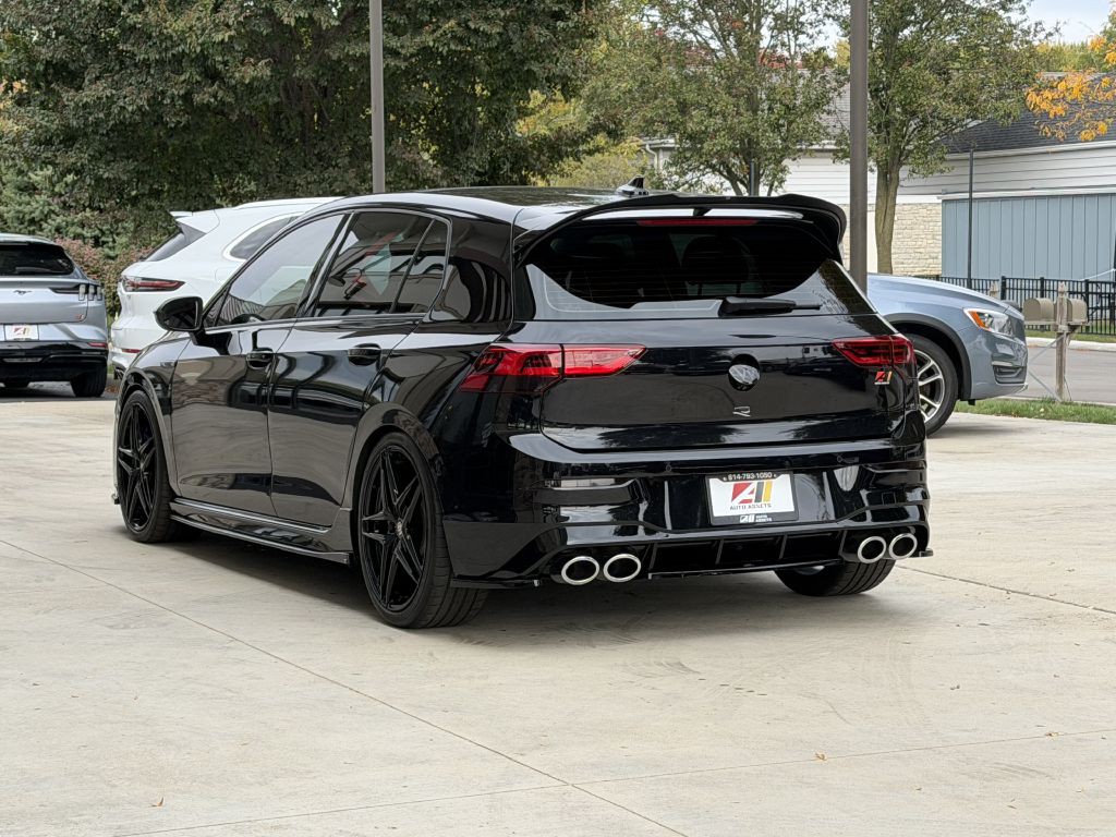 2022 Volkswagen Golf Image 10