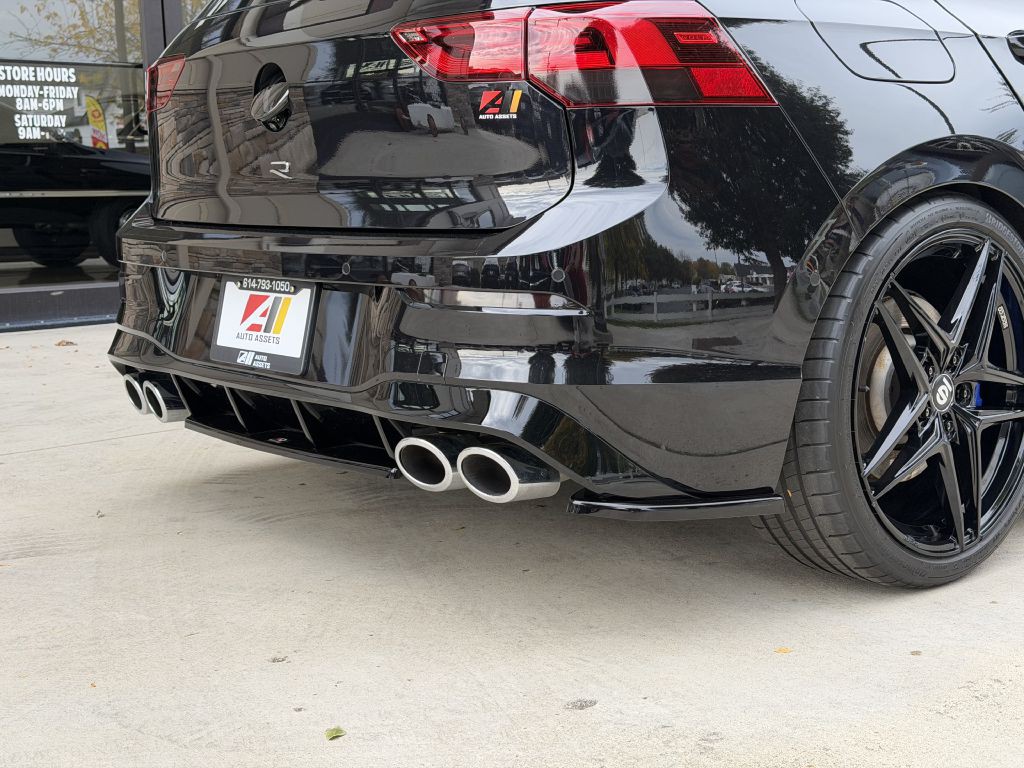 2022 Volkswagen Golf Image 18