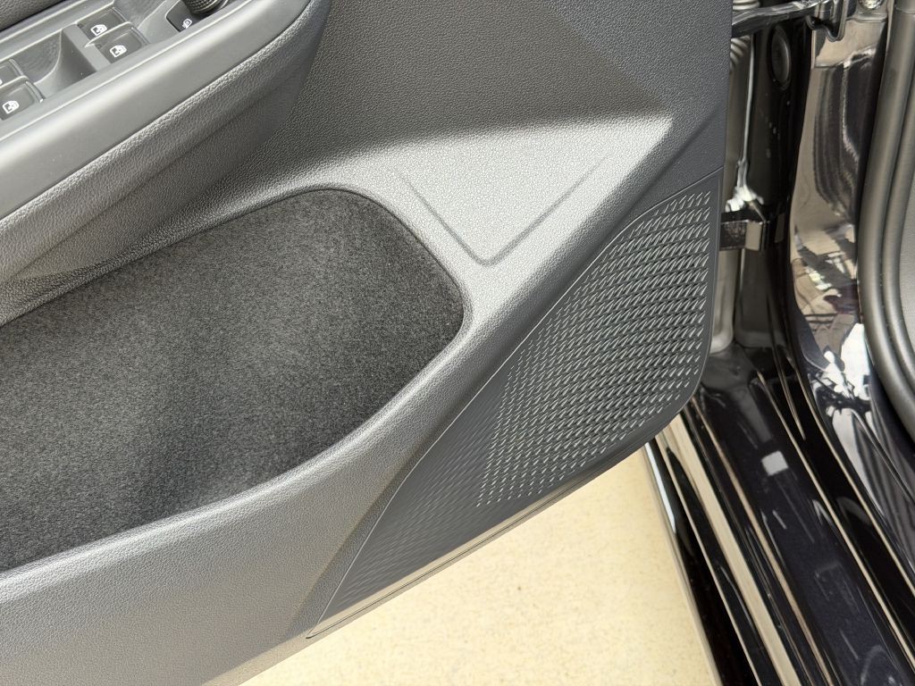 2022 Volkswagen Golf Image 28