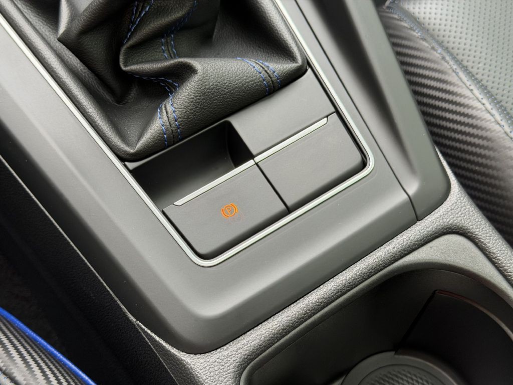 2022 Volkswagen Golf Image 45