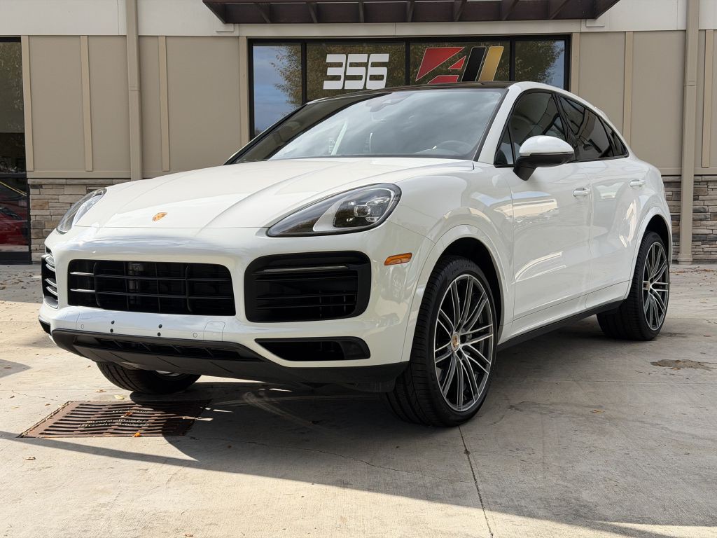 2022 Porsche Cayenne Image 1