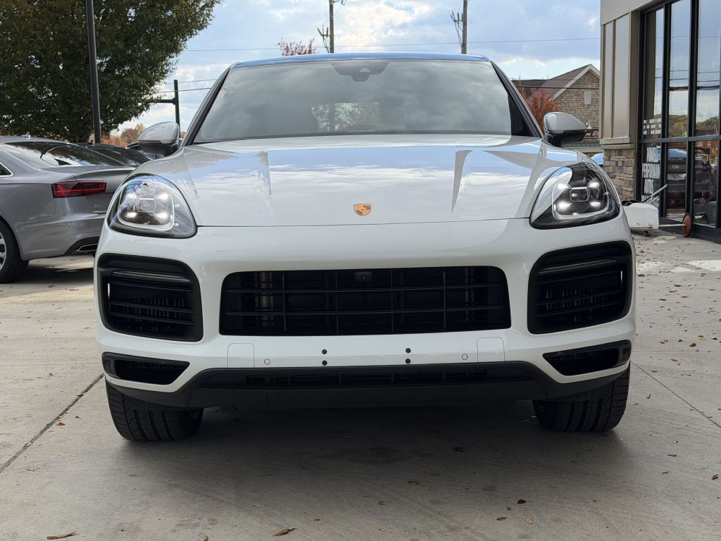 2022 Porsche Cayenne Image 4