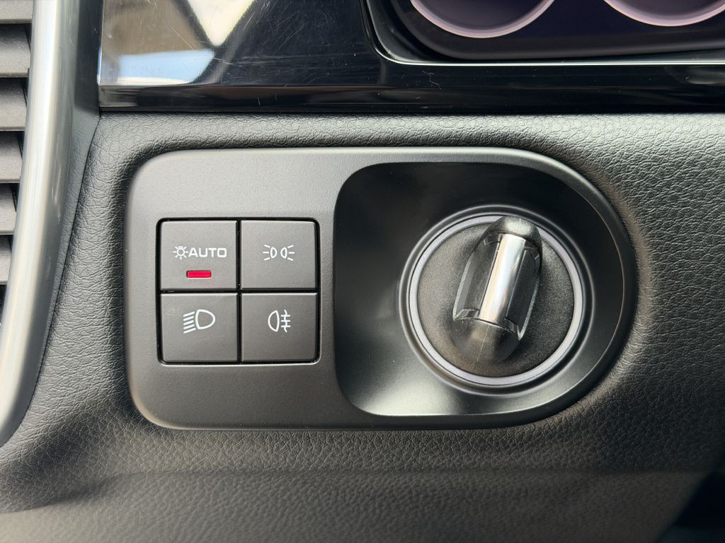 2022 Porsche Cayenne Image 30