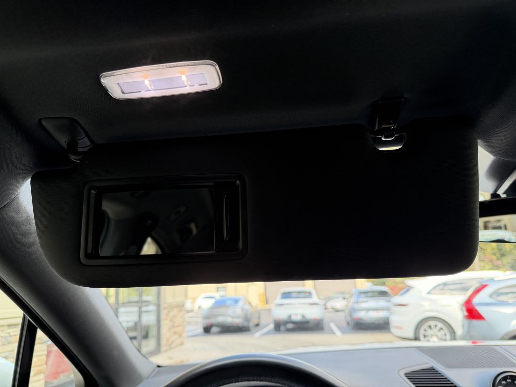 2022 Porsche Cayenne Image 55