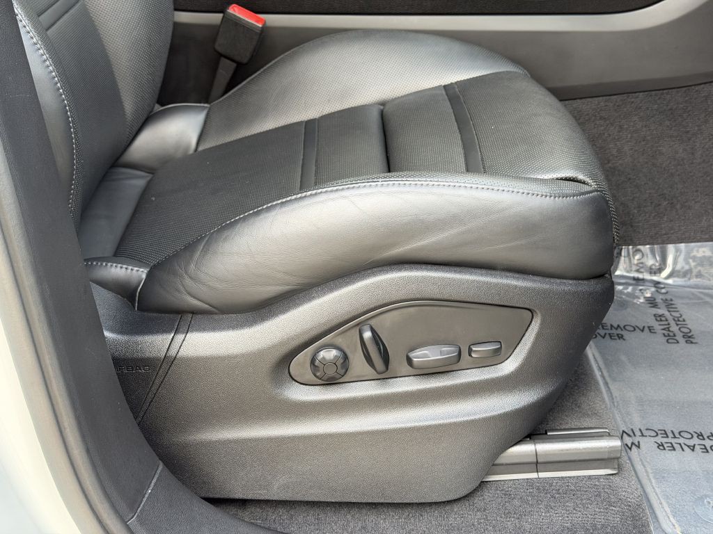 2022 Porsche Cayenne Image 63