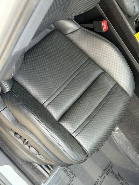 2022 Porsche Cayenne Image 65