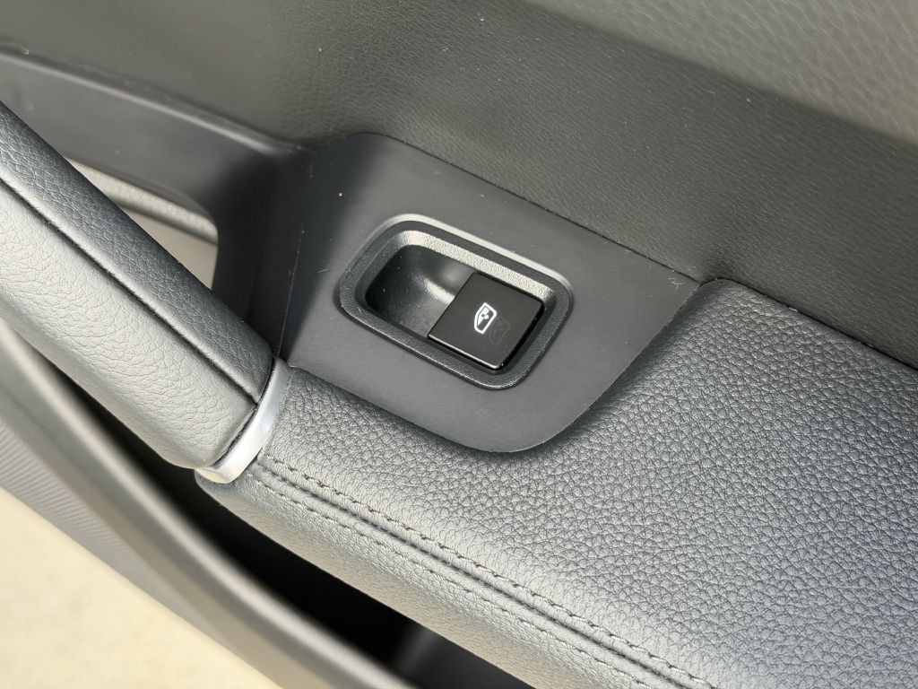 2022 Porsche Cayenne Image 76