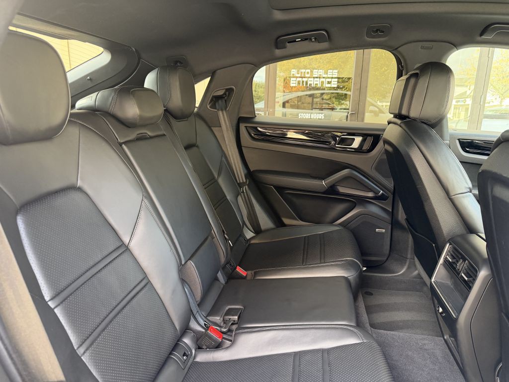 2022 Porsche Cayenne Image 82