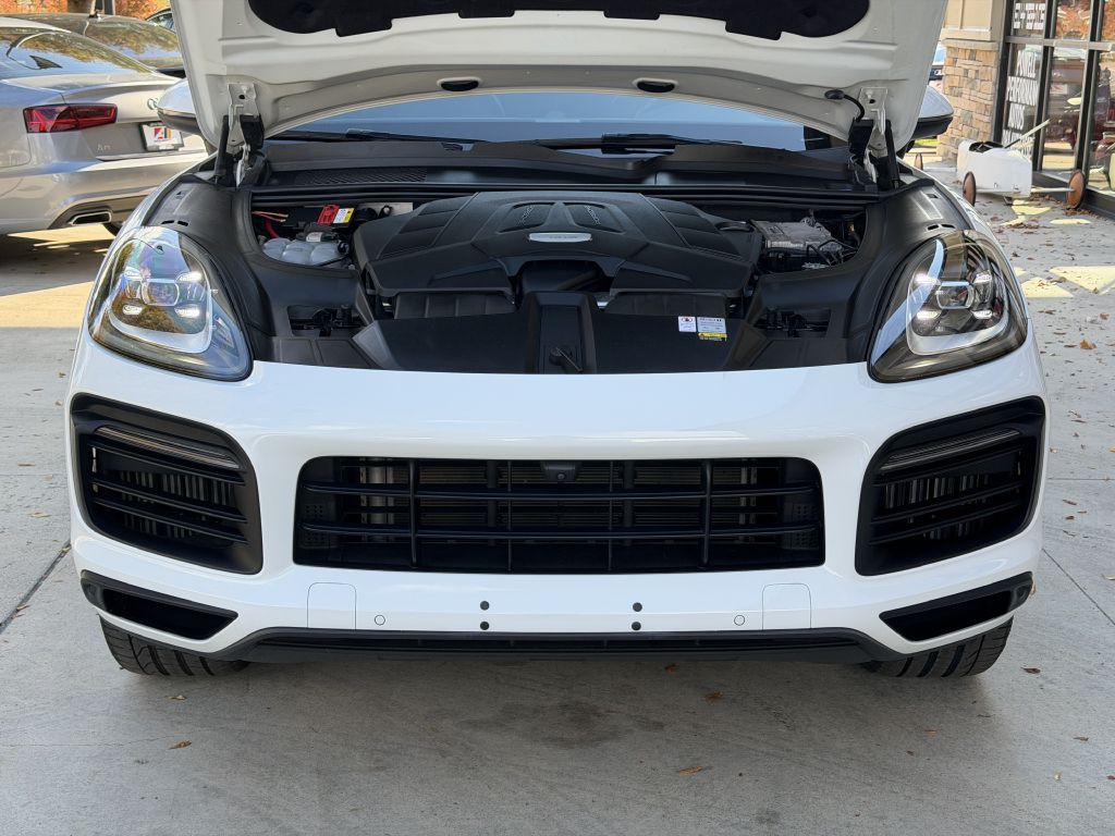 2022 Porsche Cayenne Image 100