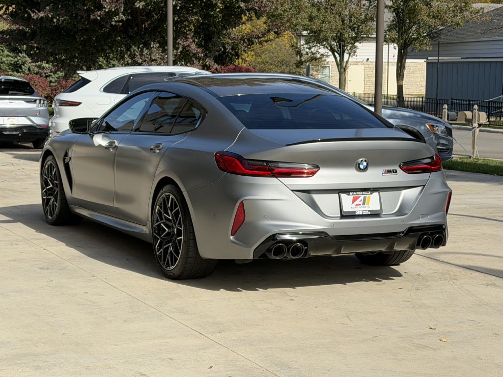 2024 BMW M8 Image 9