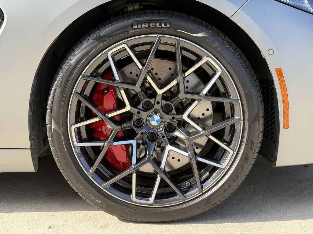 2024 BMW M8 Image 18
