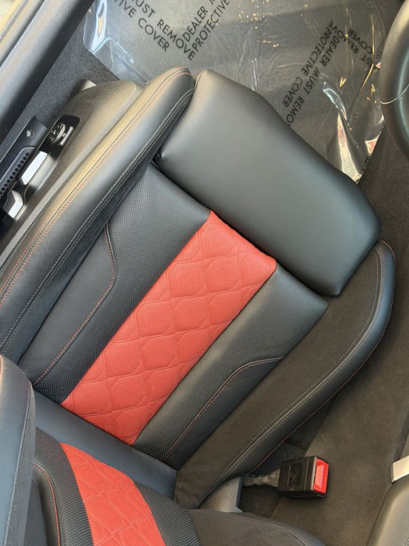 2024 BMW M8 Image 28