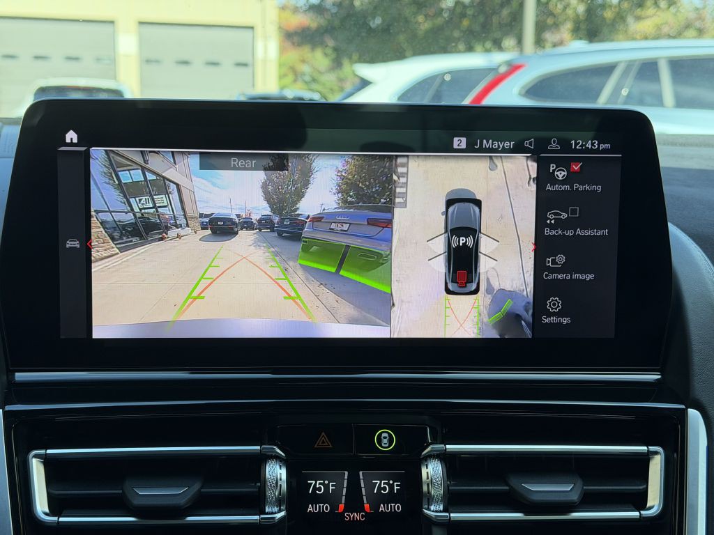 2024 BMW M8 Image 38