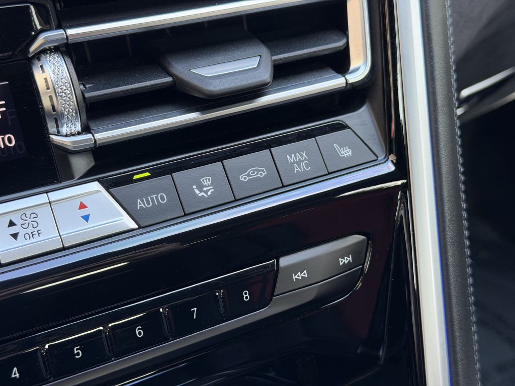 2024 BMW M8 Image 42