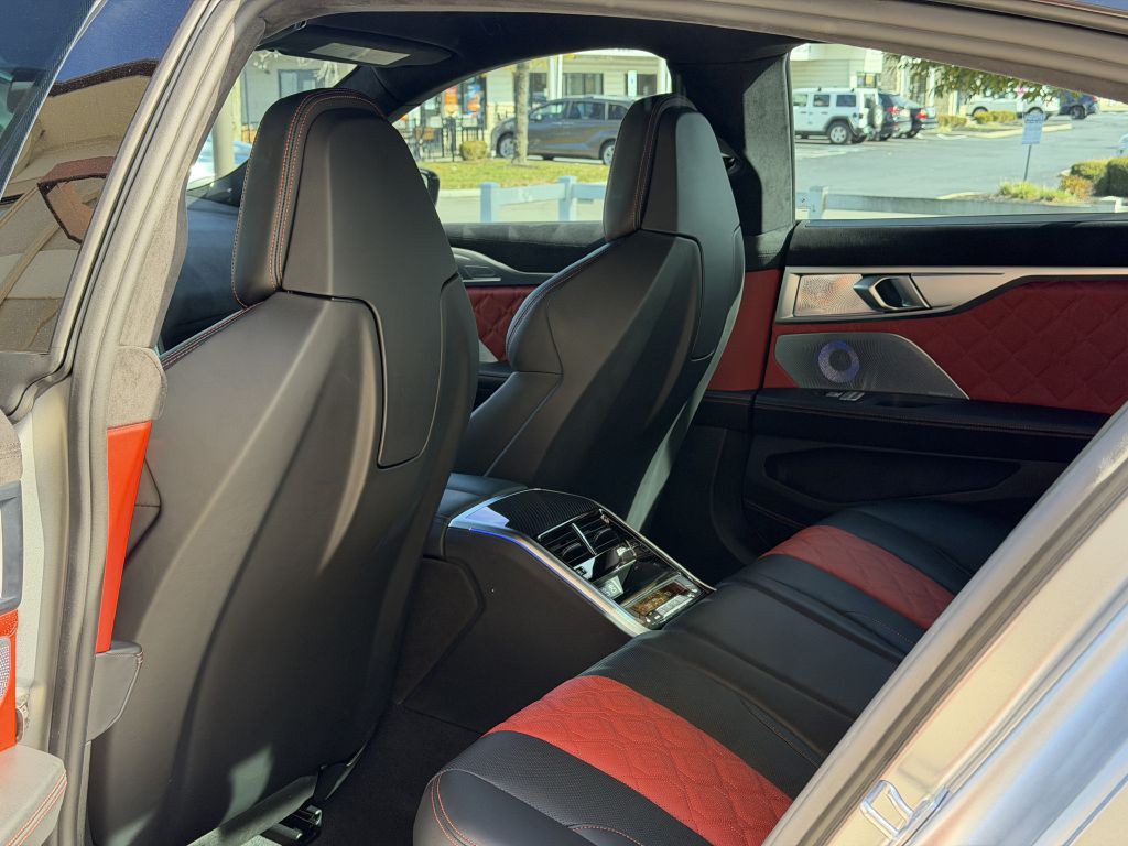 2024 BMW M8 Image 70